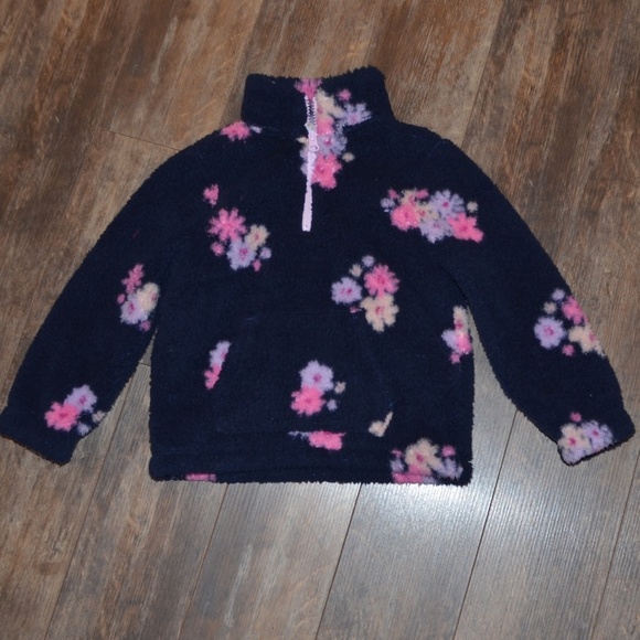 Cat & Jack Pull Over with Flowers - Picture 1 of 6